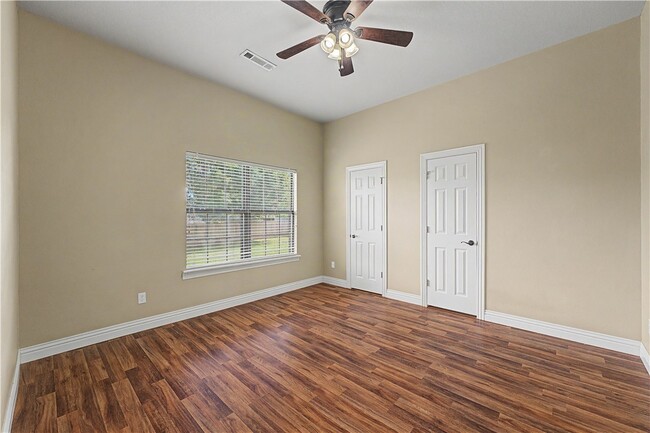 Building Photo - 3503 SW Baybridge Cove