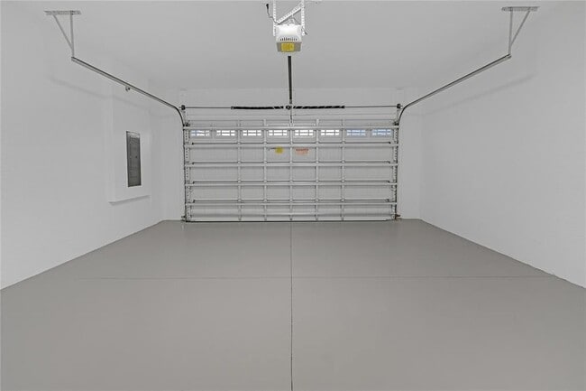 Building Photo - 14941 RedCove Pl