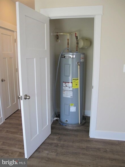 Building Photo - 43 Lee St