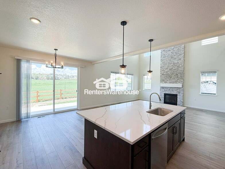 Building Photo - 121 Cherrywood Ln