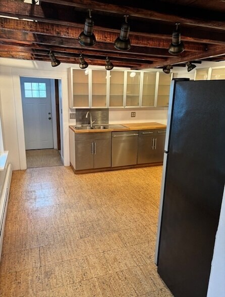 Building Photo - 18 Tremont St