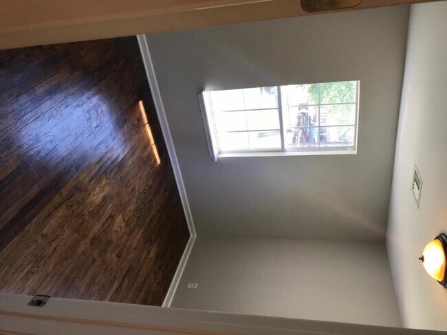 Building Photo - 6811 NW 49th St