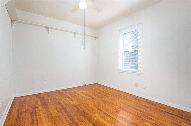 Building Photo - 4428 SE 40th St