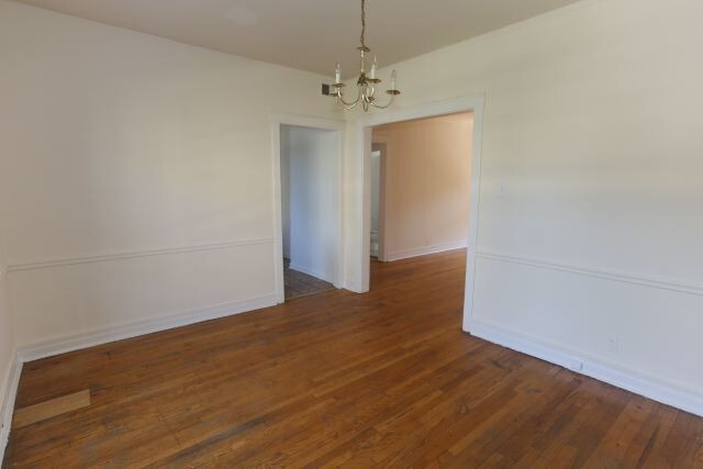 Building Photo - 836 W Waveland