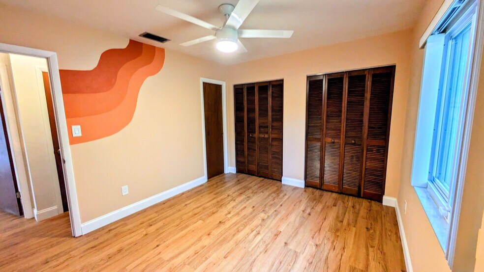 Building Photo - 5014 NW 29th St