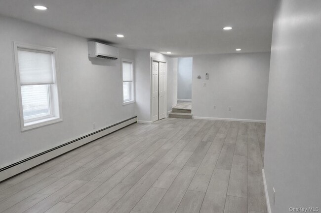 Building Photo - 70 S Cottage St