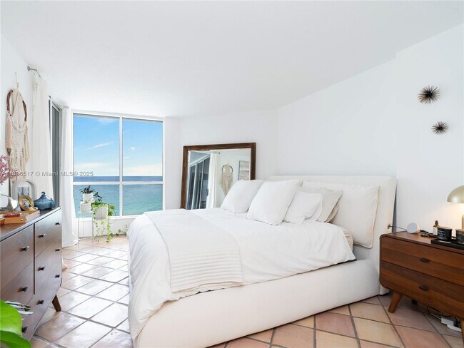 Building Photo - 6767 Collins Ave