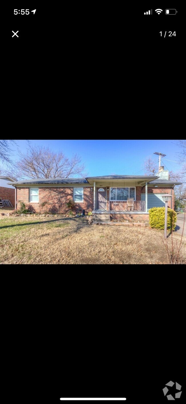 Building Photo - 1816 S Lakewood Ave
