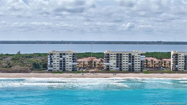 Building Photo - 7440 S Ocean Dr
