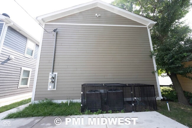 Building Photo - 420 Hamilton Ave
