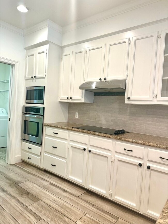Building Photo - White Oak Common 3BR 2 1/2BA