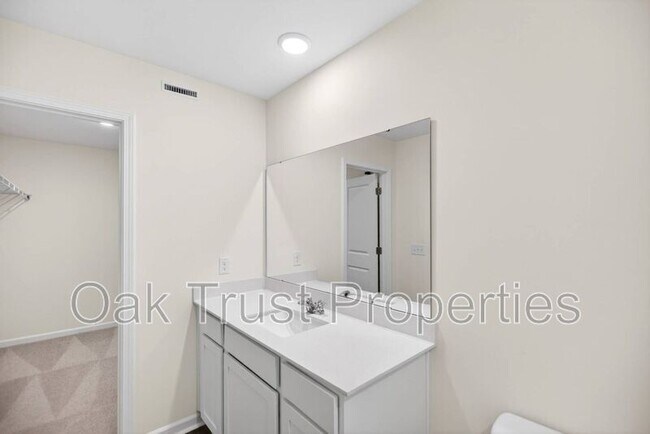 Building Photo - 502 Townsford Ln