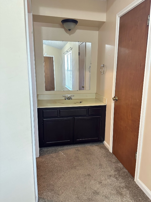 Building Photo - 155 Marilyn Dr