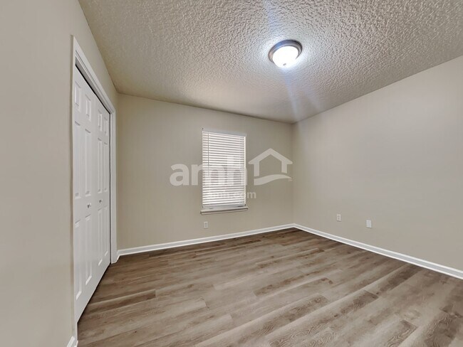 Building Photo - 1411 Heather Glen Ln