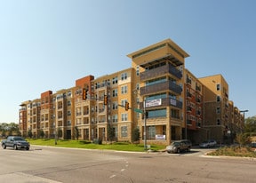 Building Photo - 4000 Hulen Apartments