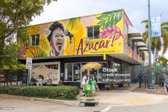 Building Photo - 1021 NW 3rd St