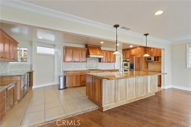 Building Photo - 4002 Admirable Dr