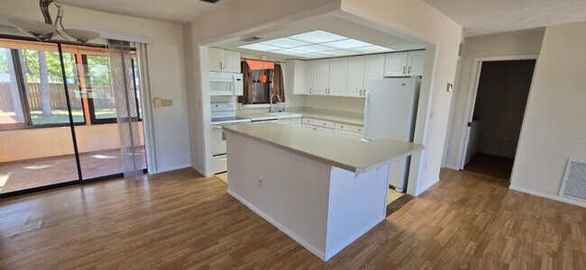 Building Photo - 2395 Alda Ln