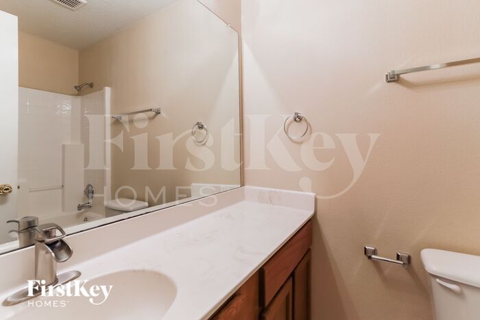 Building Photo - 4368 Onyx Dr