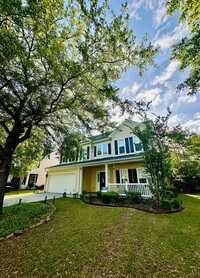 Building Photo - 5220 Stonewall Dr