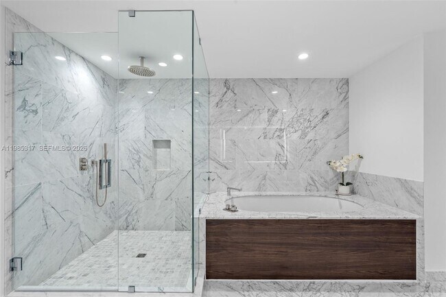 Building Photo - 1135 103rd St