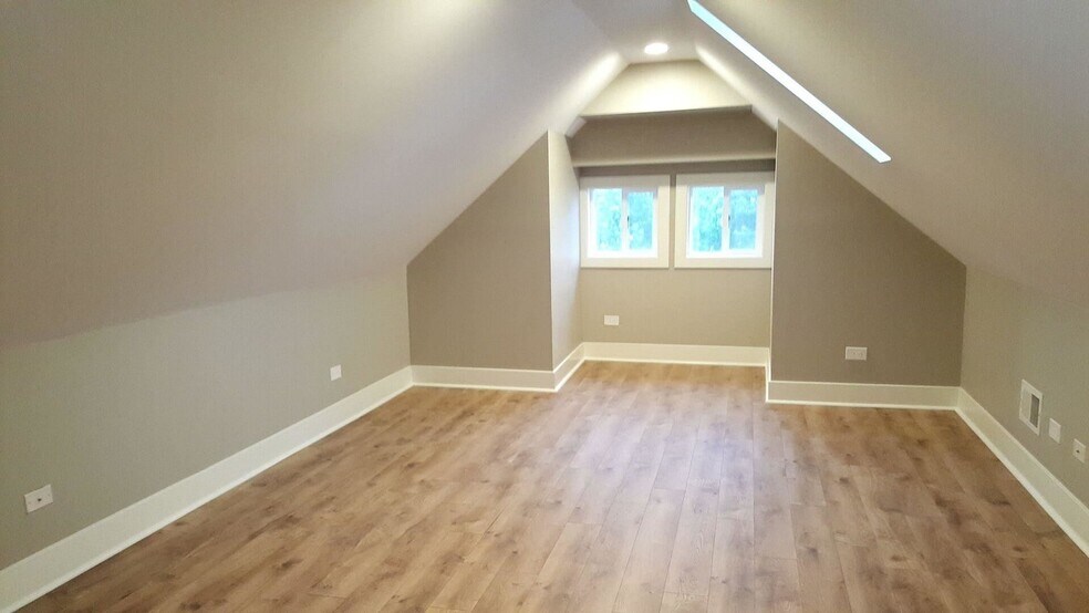 Bedroom-Upstairs - 4812 S Damen Ave
