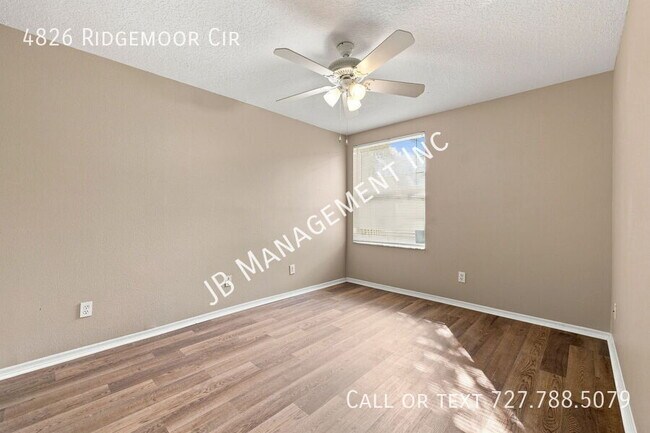 Building Photo - 4826 Ridgemoor Cir