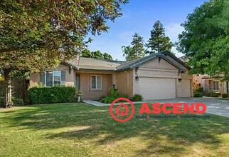 Building Photo - Stunning Home Home Off Jewetta Ave and Sno...