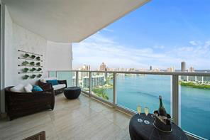 Building Photo - Northeast 183rd Lane, Aventura, FL 33160 - 4 BR 4.5 BA Condo