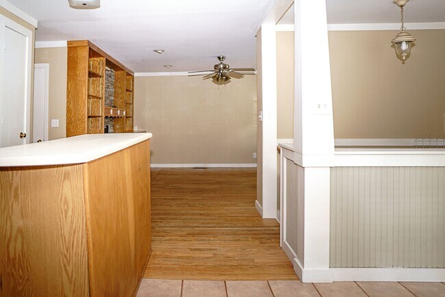 Building Photo - Three Bedroom Home in the Heart of Port Royal
