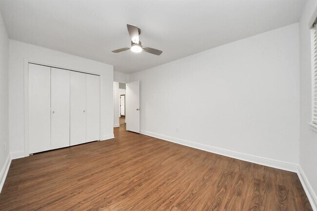 Building Photo - 11415 Ella Lee Dr