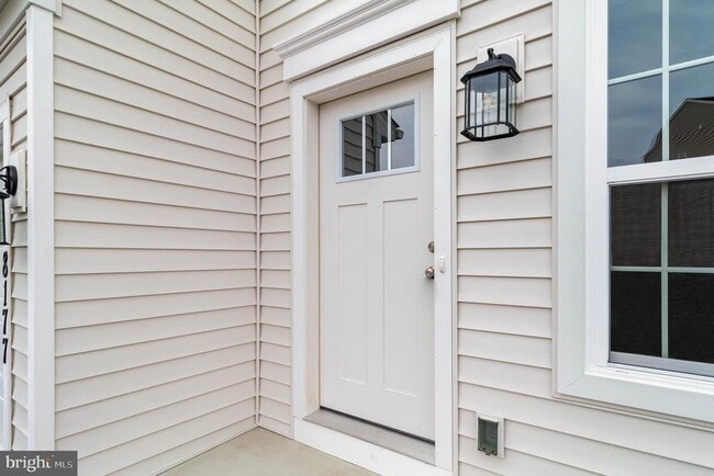 Building Photo - 8177 Haley Ct