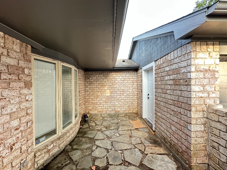Building Photo - 5926 Par 4 Dr