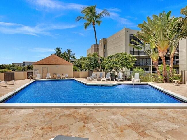 Building Photo - 5751 Camino Del Sol