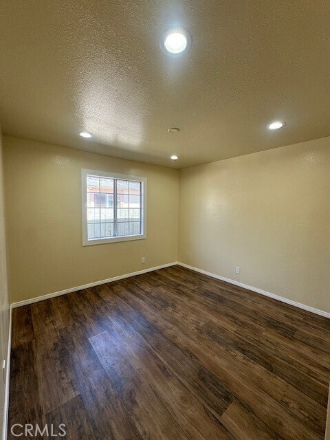 Building Photo - 3538 W 108th St