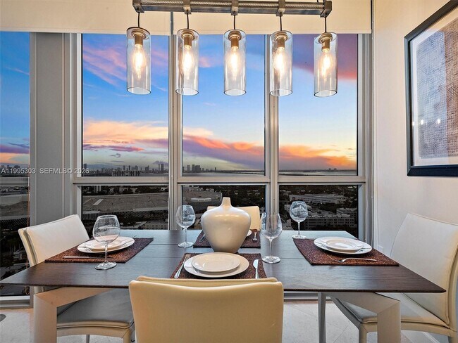 Building Photo - 101 20th St