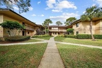 Building Photo - 2679 Sabal Springs Cir