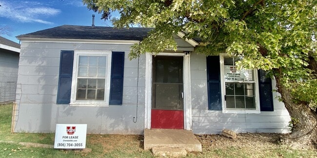 Primary Photo - 1809 Wausau Ave