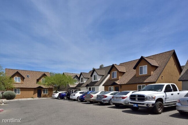 Building Photo - 5 br, 2 bath Townhome - 2326 N. 6th Ave
