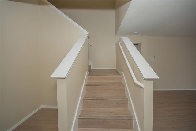 Building Photo - 937 Glenndon Dr