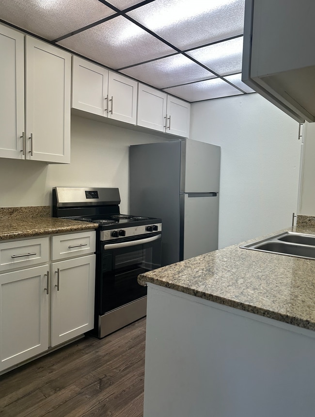 Building Photo - Available now | 1 Bedroom - 1 Bathroom |  Condo in Colton!