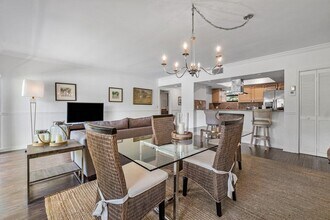 Building Photo - 11863 Wimbledon Cir