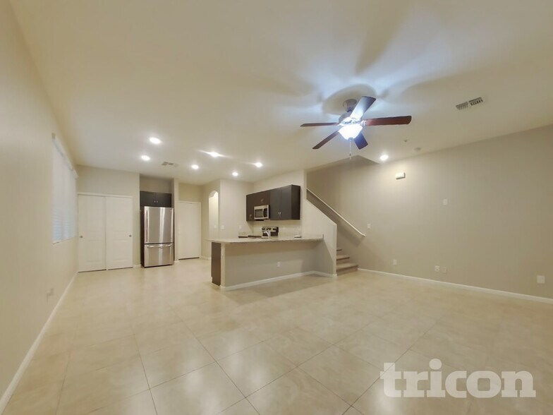 Building Photo - 12586 W Steed Ridge