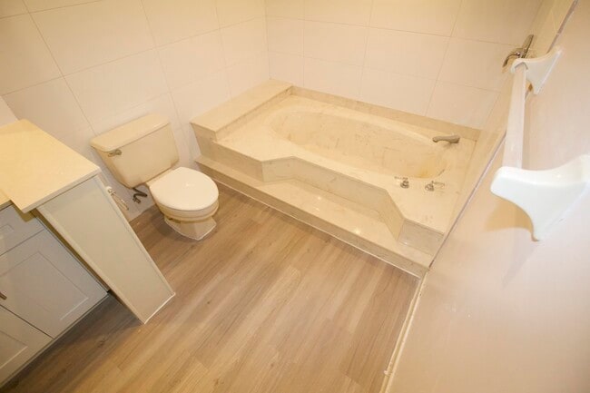 Building Photo - 3797 Park Lane Villas Rd