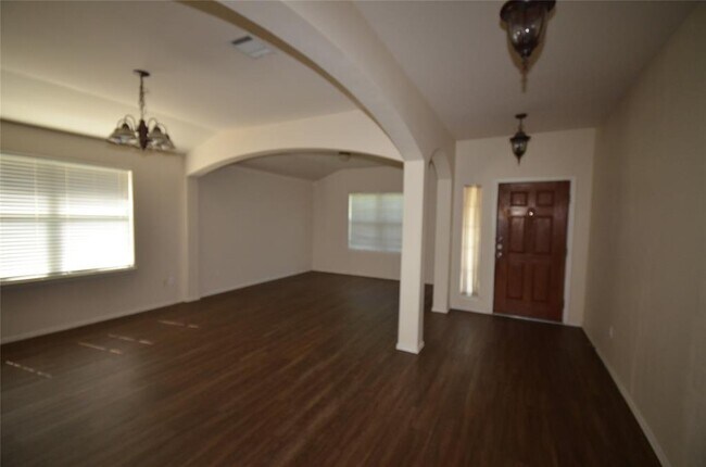 Building Photo - 11812 Timber Heights Dr