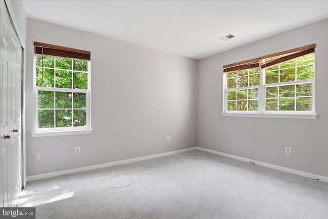 Building Photo - 504 Autumn Wind Way