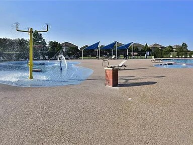 Building Photo - 8911 Valley River Dr