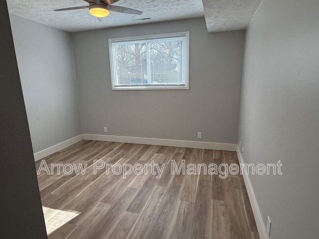 Building Photo - 1725 N Iowa Ave