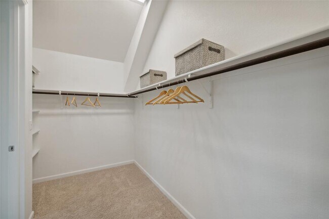Building Photo - 16720 Horondelle Dr