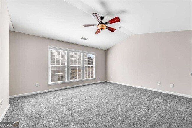 Building Photo - 268 Balaban Cir